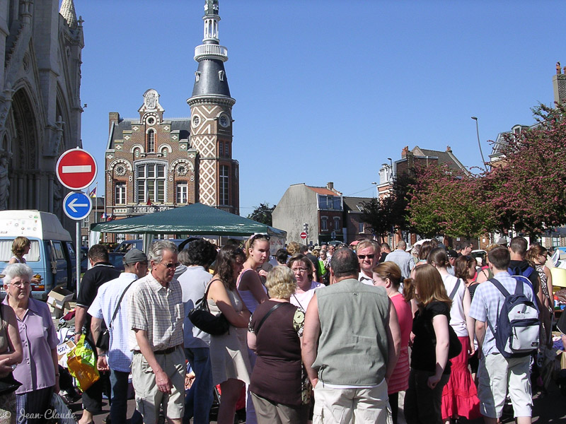 2008-05-12-103940-Braderie de Wambrechies.jpg