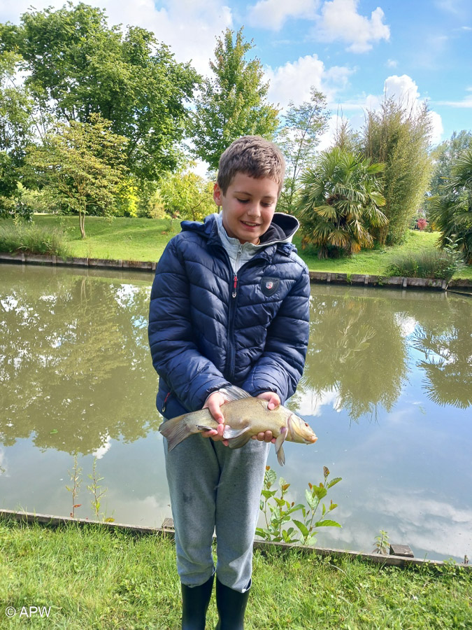 Elliott qui a sorti une belle tanche